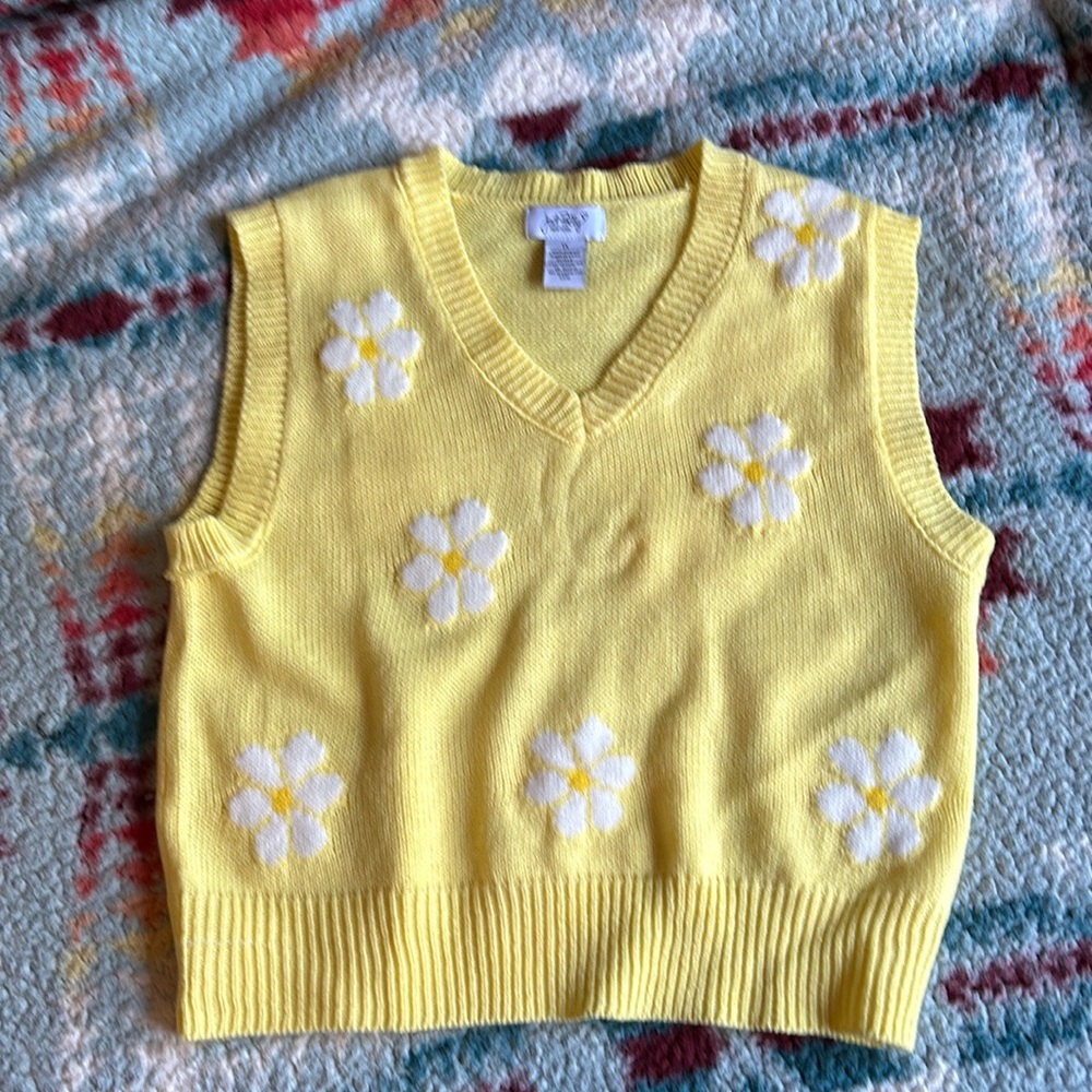 Just Polly New York Cute Preppy Yellow Sweater Vest